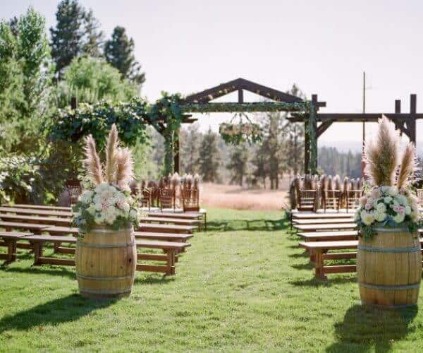 Photo of Beacon Hill wedding ceremony during a fall wedding.